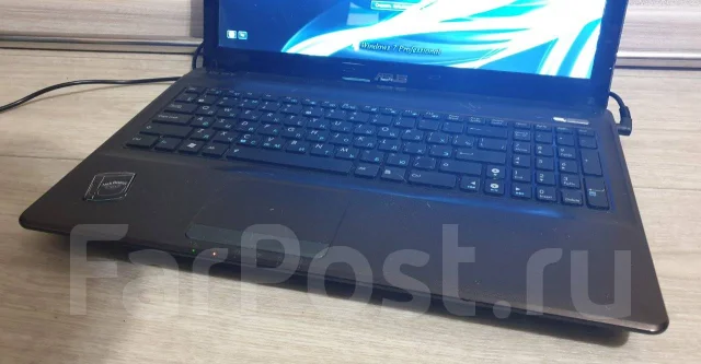 Asus K52F. 15.6", 2����, ��� 3072 ��, ���� 160���, WiFi: 1, Bluetooth: 1, ����������� �� 1��. ����