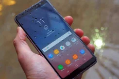 Samsung Galaxy A8+. �/�, ������, 4G LTE ����