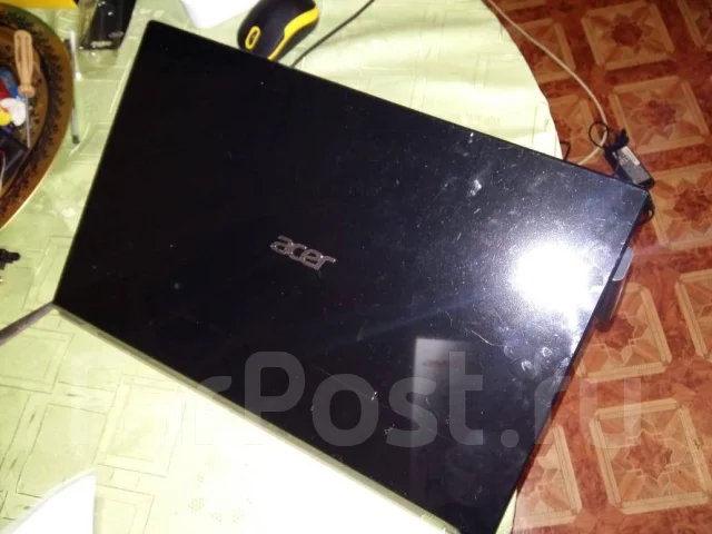 Acer Aspire V3-771G. 17.3", 2,4����, ��� 4 ��, ���� 512���, WiFi: 1, Bluetooth: 1 ����