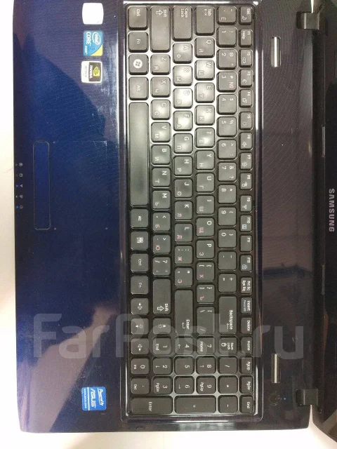Samsung R590. 15.4", 2,3����, ��� 4 ��, ���� 320���, WiFi: 1, Bluetooth: 1, ����������� �� 3��. ����