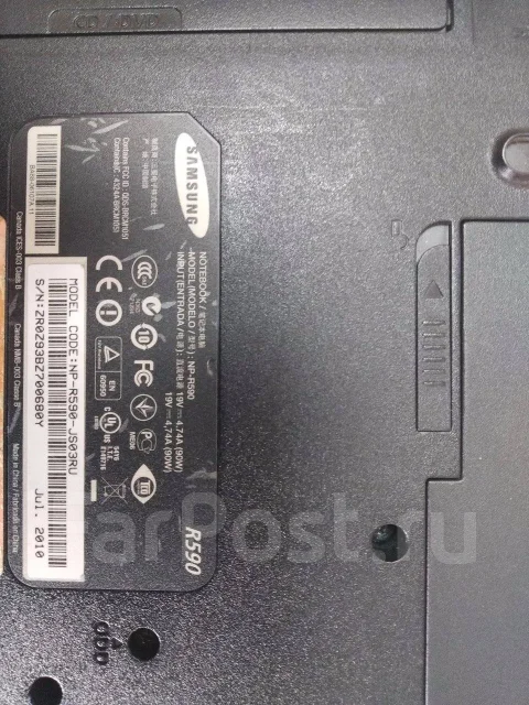 Samsung R590. 15.4", 2,3����, ��� 4 ��, ���� 320���, WiFi: 1, Bluetooth: 1, ����������� �� 3��. ����