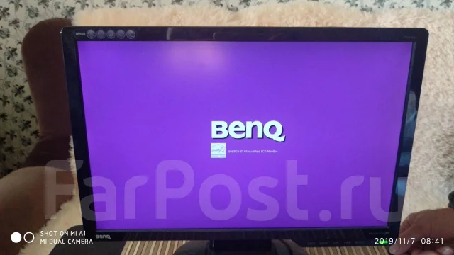 BenQ. 19" ����