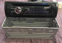 Sony CDX-GT470UM ����