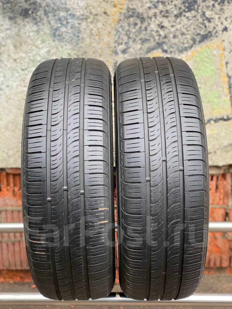 Резина 215 65 r16 лето. Kumho kh15. Kumho solus kh15. Резина kumho 215 65. Кумхо 215/65/16 лето.