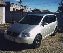 Volkswagen Touran. �������, ��������, 1.9 (105��.�.), ������, 216����. �� ����