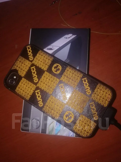 Apple iPhone 4. �/�, ������ ����
