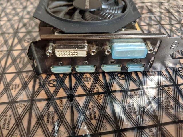 GeForce GTX 970 ����