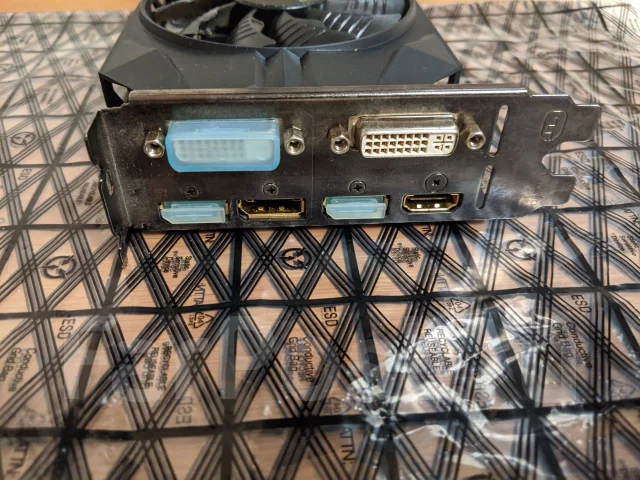 GeForce GTX 960 ����