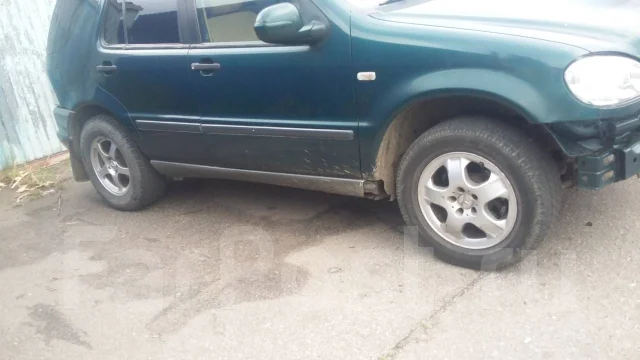 Mercedes-Benz M-Class. �������, 4wd, 3.2, ������, 260 000����. �� ����