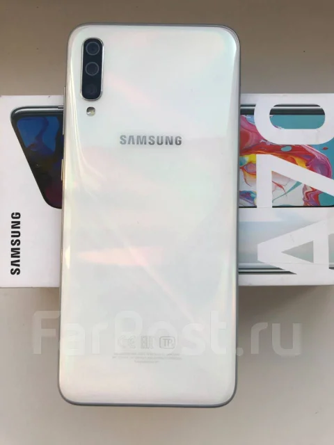 Samsung Galaxy A70. �/�, �����, 3G, 4G LTE, Dual-SIM, NFC ����