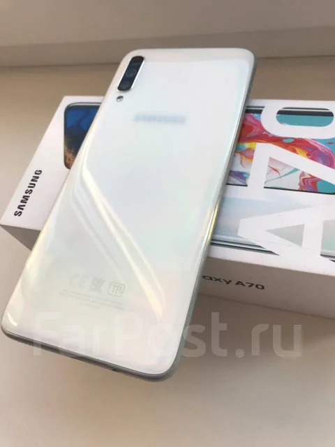 Samsung Galaxy A70. �/�, �����, 3G, 4G LTE, Dual-SIM, NFC ����