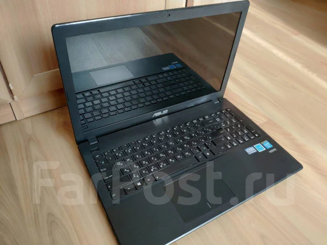 Asus X551. 15.6", 1,5����, ���� 320���, WiFi: 1, Bluetooth: 1 ����