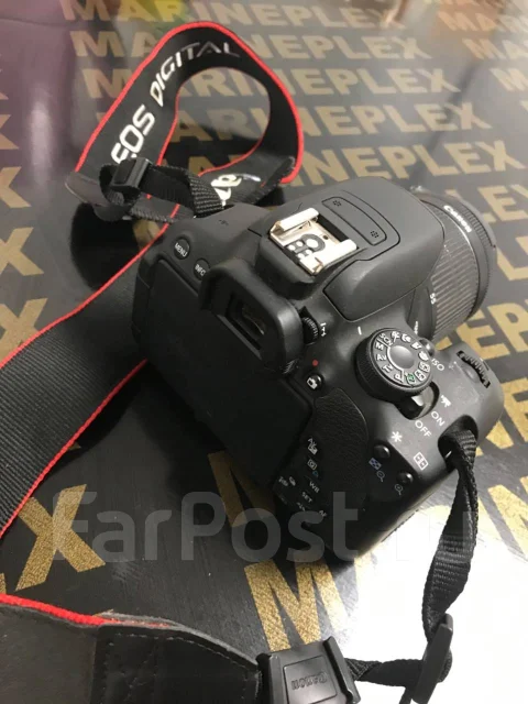 Canon EOS 700D ����
