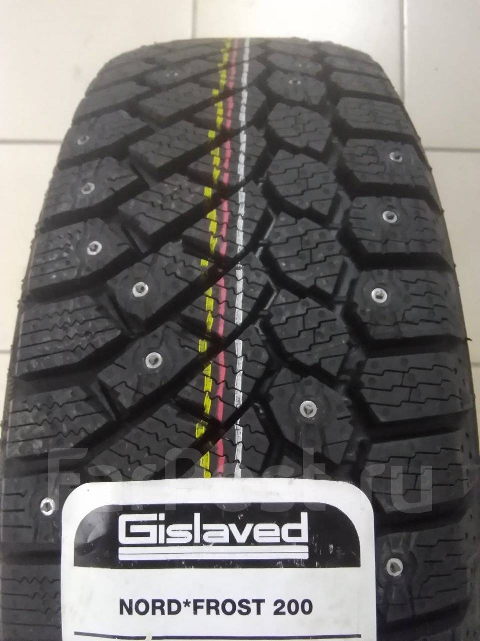 Gislaved nord frost 200 id. Gislaved Nord Frost 200. Gislaved Nord Frost 200 175/65 r14. Гиславед премиум контрол. Gislaved Nord Frost 200 неделя год.