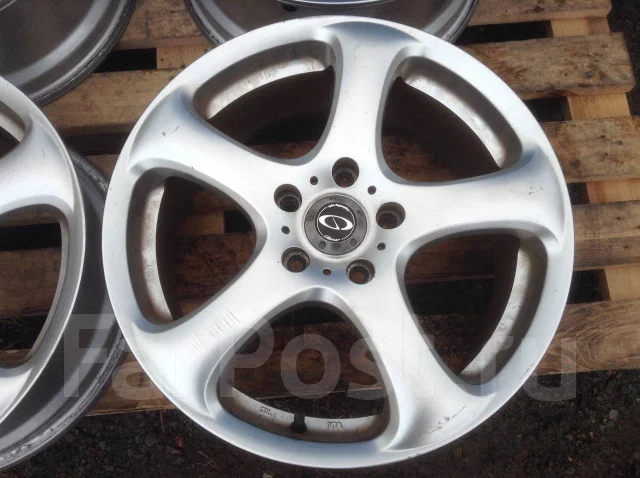 Bridgestone Glitzer. 7.0x17", 5x114.3, ET52, �� 73,1���. ����