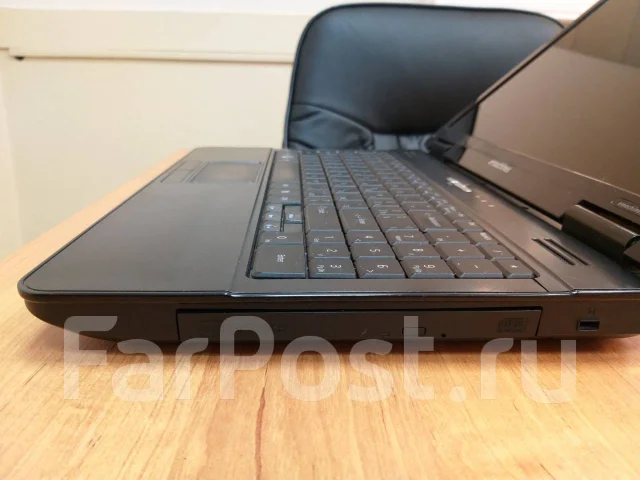 eMachines E525. 15", 2����, ��� 4 ��, ���� 500���, WiFi: 1 ����