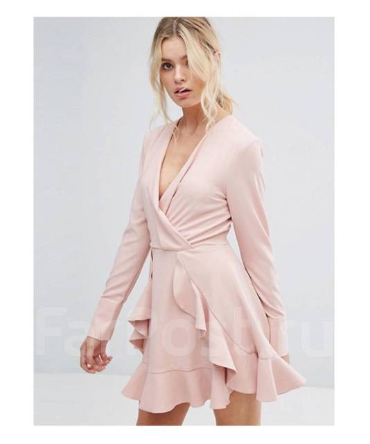 Розовые платья с длинным рукавом