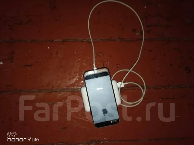 Apple iPhone 5. �/�, ������, 3G ����