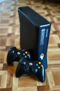 Microsoft Xbox 360 Slim ����