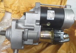 ������� Hitachi ZX240-5G 1811003381 ����