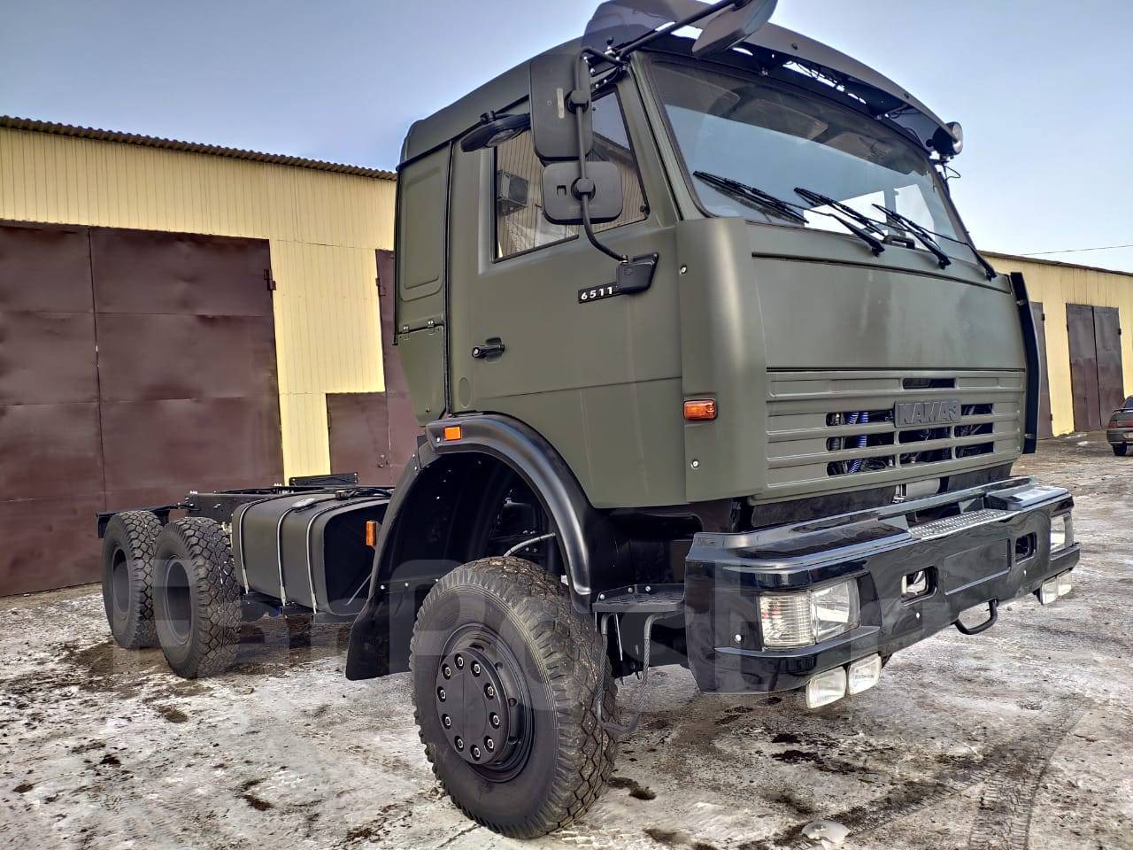 Камаз 65111. КАМАЗ 65111 тягач. КАМАЗ 65111 шасси. КАМАЗ 65111 вездеход. КАМАЗ 6520 хаки.