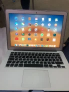 Apple MacBook Air 13 2015 Early. 13", 1,6����, ��� 8 ��, ���� 128���, WiFi: 1, Bluetooth: 1 ����