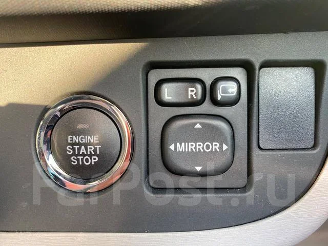 Toyota iQ. �������, ��������, 1.3 (94��.�.), ������, �/�. ��� ����� �� ������������ ����