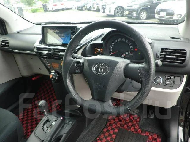 Toyota iQ. �������, ��������, 1.3 (94��.�.), ������, �/�. ��� ����� �� ������������ ����
