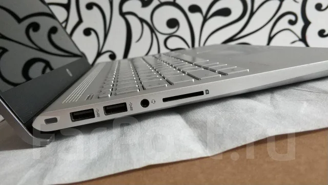HP Pavilion 14. 14", 1,6����, ��� 8 ��, ���� 1 024���, WiFi: 1, Bluetooth: 1, ����������� �� 6��. ����