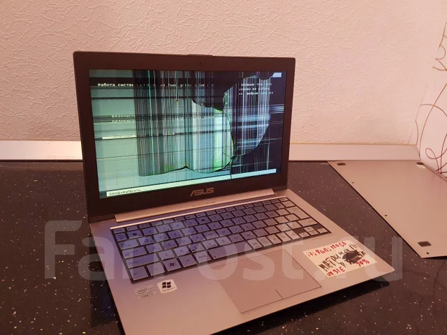 Asus ZenBook UX31E. 13.3", ��� 4 ��, ���� 128���, WiFi: 1, Bluetooth: 1, ����������� �� 4��. ����
