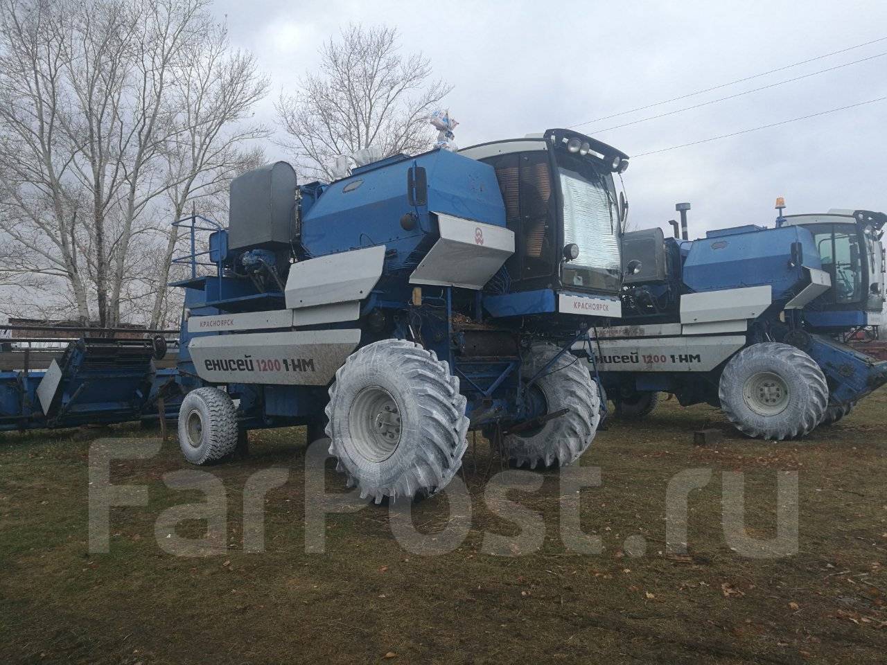 зерноуборочный комбайн"енисей 1200-1нм". 1200 нм. зерноуборочный комбайн енисей 1200. зерноуборочный комбайн енисей 1200. енисей 1200 1нм измельчитель.