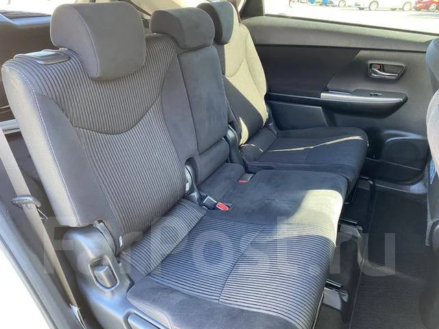 Toyota Prius a. �������, ��������, 1.8 (99��.�.), ������, �/�. ��� ����� �� ������������ ����