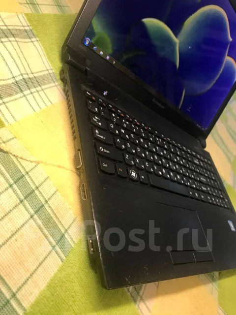 Lenovo B570. 15.6", 2,1����, ��� 4 ��, ���� 500���, WiFi: 1, ����������� �� 3��. ����