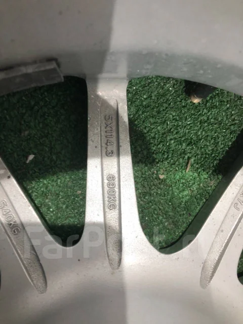 Kosei. 7.0x17", 5x114.3, ET38, �� 72���. ����