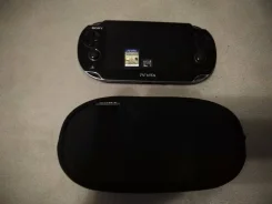 Sony PlayStation Vita ����