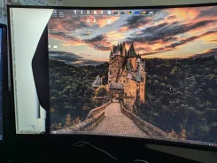 Samsung. 32" ����