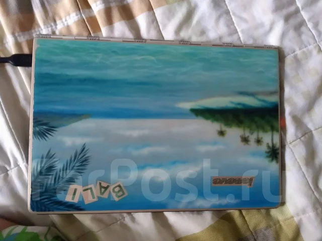 Lenovo Yoga. 14", ��� 8 ��, ���� 256���, WiFi: 1, Bluetooth: 1, ����������� �� 3��. ����