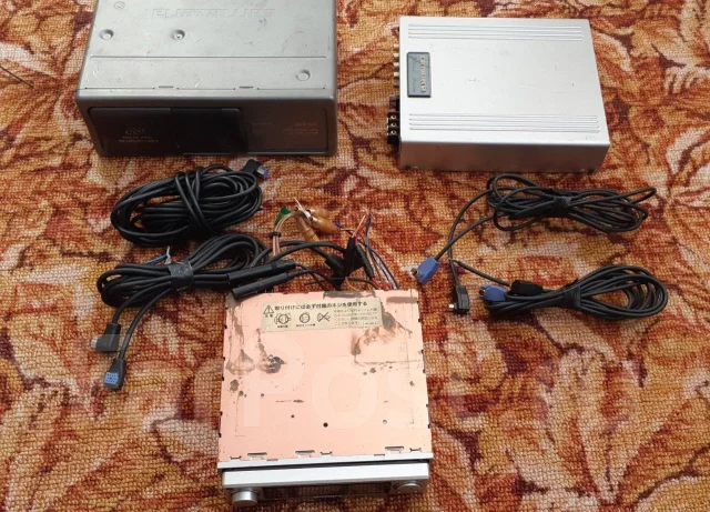 Pioneer Carrozzeria DEH-P01. ��� ����� �� ������� ����