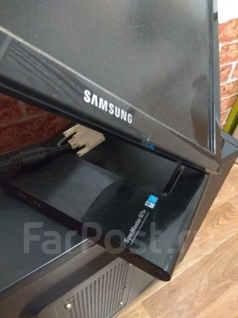 Samsung. 19" ����