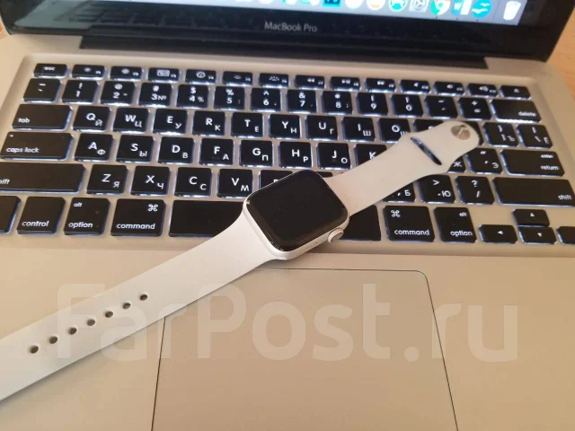 Apple Watch Series 4. GPS, NFC, IP67, IP68 ����