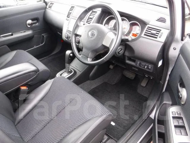 Nissan Tiida. �������, 4wd, 1.5 (105��.�.), ������, �/�. ��� ����� �� ������������ ����