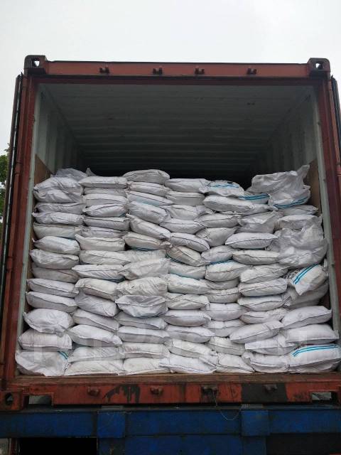 порт владивосток порт находка. перевозка груза владивосток хабаровск. перевозка грузов владивосток. перевозка грузов владивосток. океанский контейнеровоз маерск в шторм.