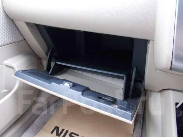 Nissan Tiida. ��������, ��������, 1.5 (109��.�.), ������, �/�. ��� ����� �� ������������ ����