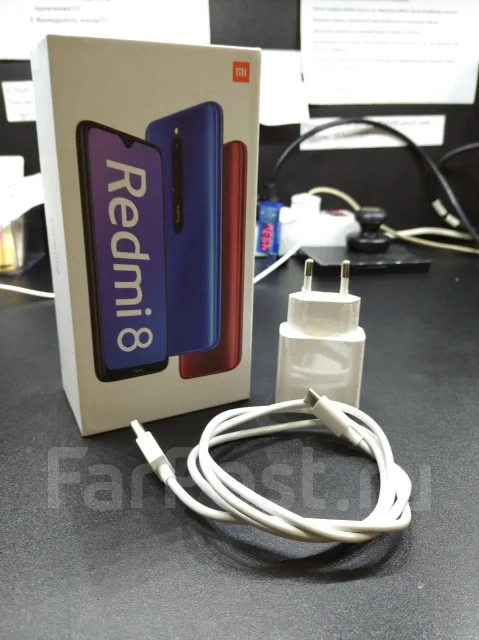 Xiaomi Redmi 8. �����, ������, 4G LTE, Dual-SIM ����