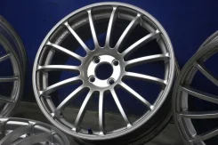 Advan Racing RT. 7.0x18", 4x100, ET50 ����
