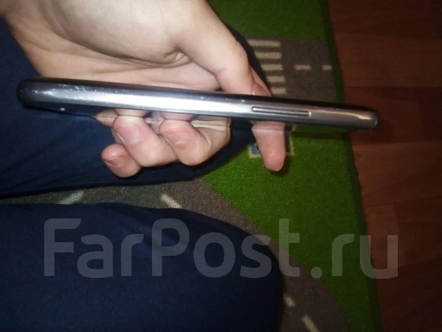 Samsung Galaxy J1. �/�, ������, 4G LTE ����