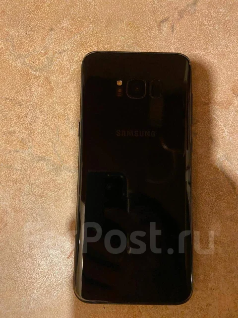 Samsung Galaxy A8+. �/�, 4G LTE ����