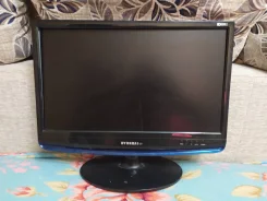 Hyundai H-LCD2206. LCD (��) ����
