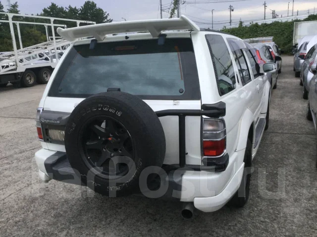 Nissan Terrano Regulus. JRR50, QD32 ����