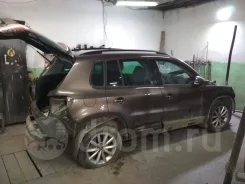 Volkswagen Tiguan ����